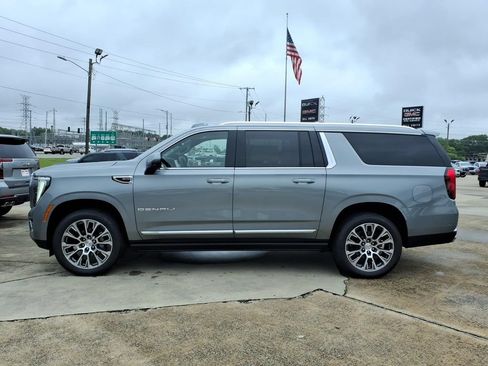 New 2026 GMC Yukon XL Denali AWD/4WD image 4