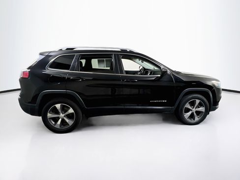 Used 2019 Jeep Cherokee Limited AWD/4WD image 4