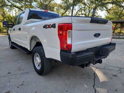Used 2017 Ford F250 XL w/ Power Equipment Group image 6