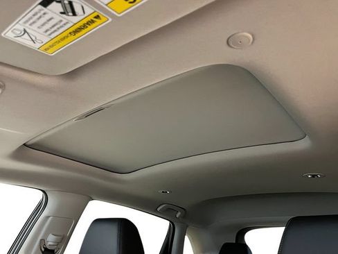 New 2027 Honda HR-V EX-L image 14