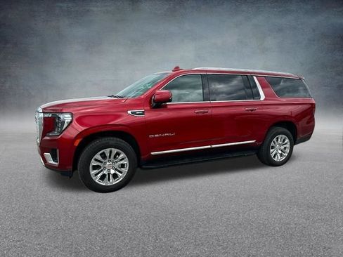 Used 2024 GMC Yukon XL Denali RWD image 4