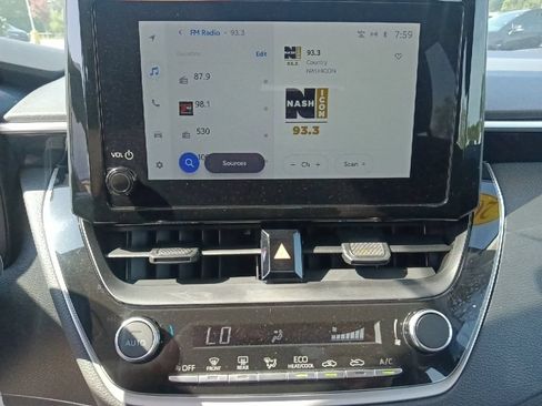 Used 2024 Toyota Corolla LE FWD image 21