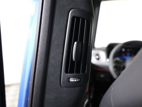 Used 2025 Mercedes-Benz G 63 AMG 4MATIC image 53
