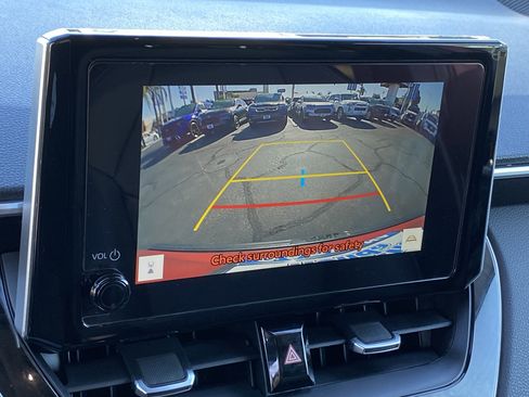 Used 2024 Toyota Corolla Cross XLE image 20