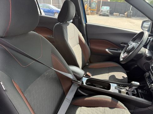Used 2024 Nissan Kicks SR FWD image 18