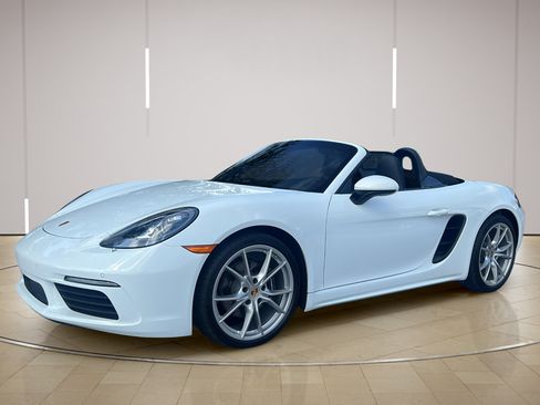 Certified 2025 Porsche 718 Boxster w/ Premium Package RWD image 1