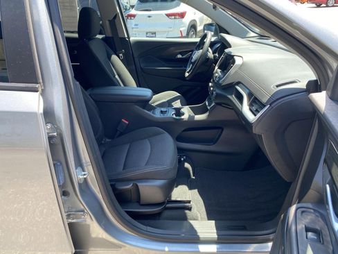 Used 2023 GMC Terrain SLE w/ Driver Convenience Package AWD/4WD image 35