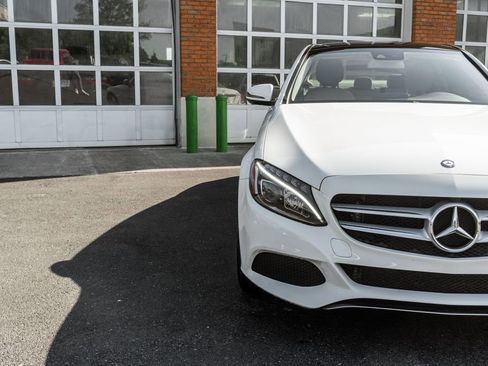 Used 2017 Mercedes-Benz C 300 4MATIC Sedan image 37