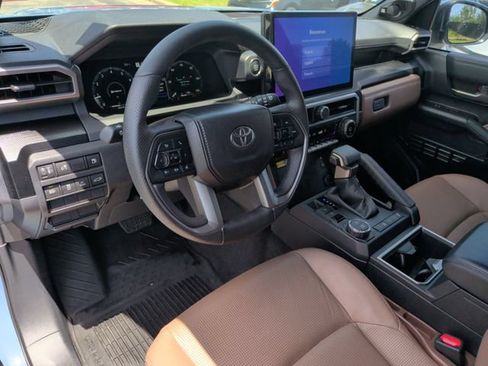 Used 2025 Toyota 4Runner Limited RWD image 17