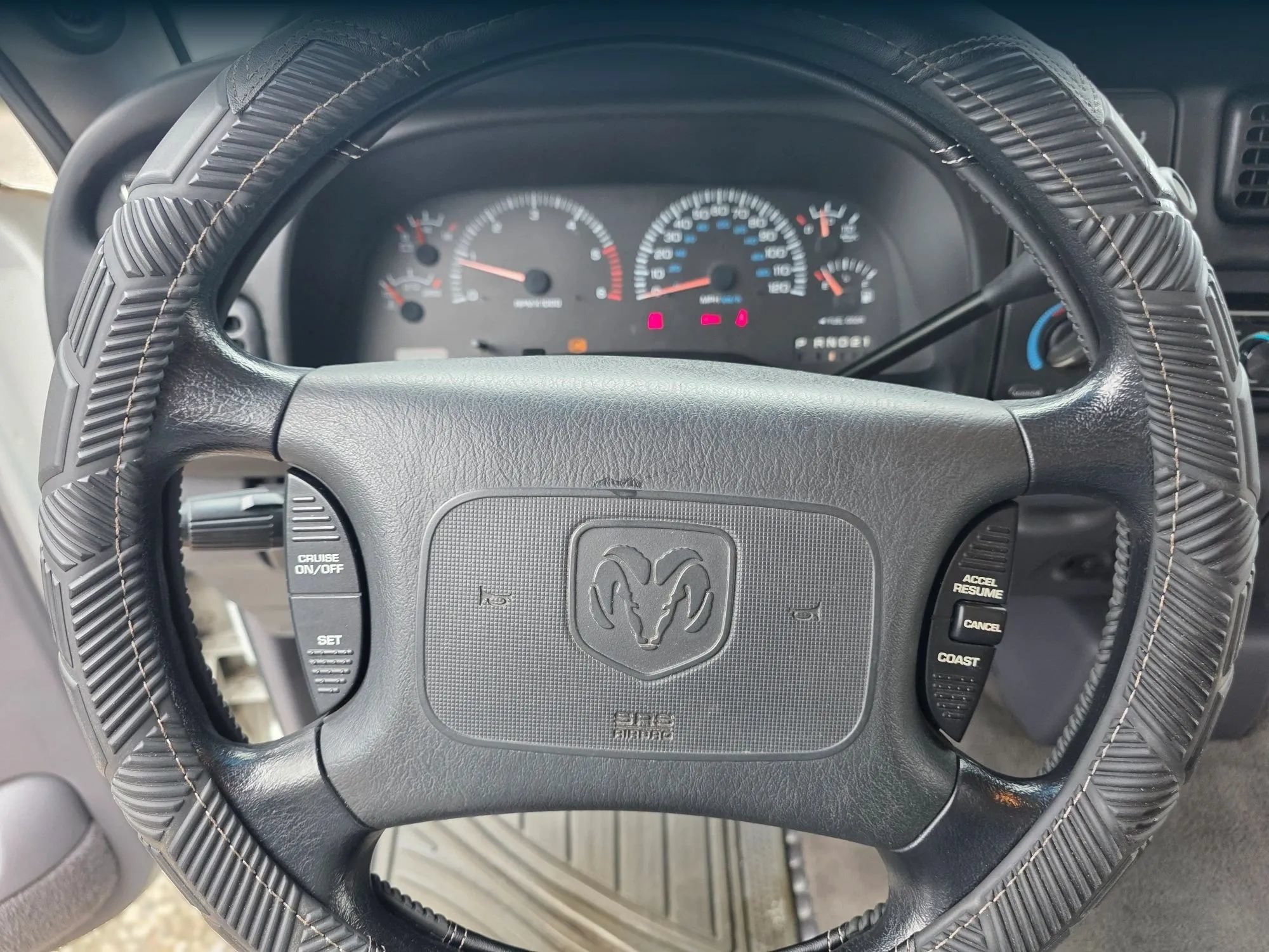 Used 2000 Dodge Ram 1500 Truck 2WD Quad Cab image 17