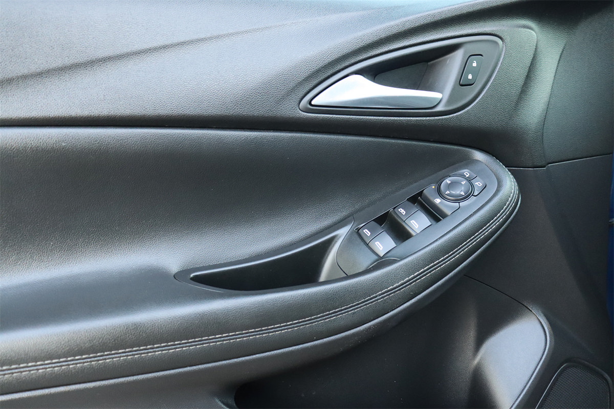 Used 2022 Buick Encore GX Preferred w/ Cold Weather Comfort Package FWD image 24