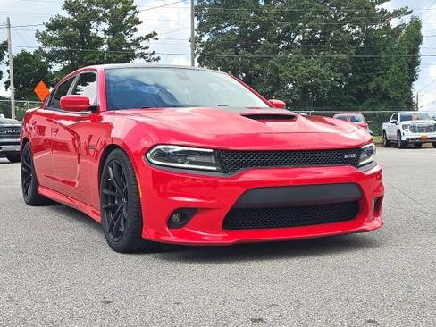 Used 2017 Dodge Charger R/T RWD image 7