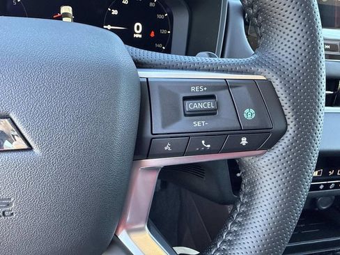 New 2026 Mitsubishi Outlander SE FWD image 37