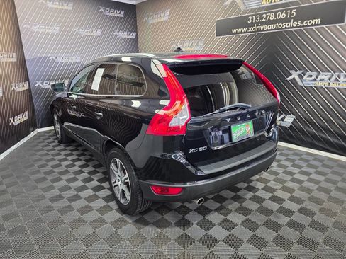 Used 2012 Volvo XC60 T6 R-Design image 11