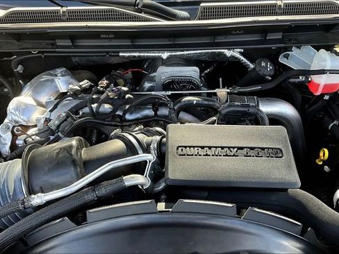 Used 2024 GMC Sierra 3500 Denali w/ Denali Reserve Package AWD/4WD image 32