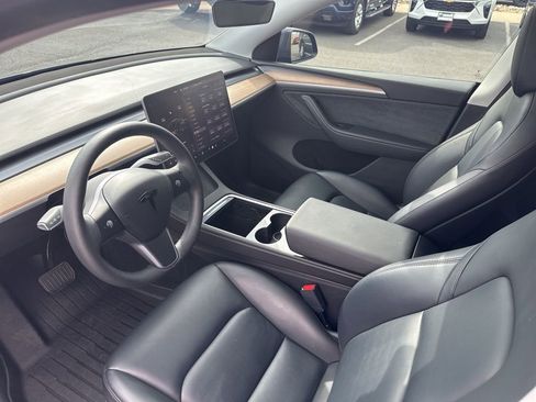 Used 2023 Tesla Model Y Long Range image 12