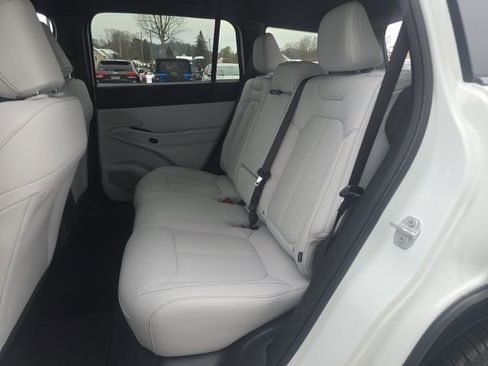 New 2026 Jeep Cherokee Laredo image 25