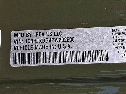 Used 2023 Jeep Wrangler Unlimited Sport AWD/4WD image 28