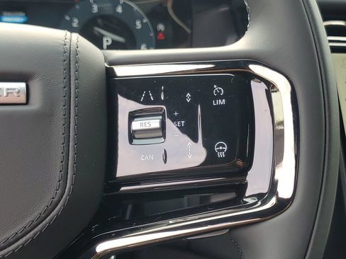 New 2026 Land Rover Range Rover Velar Belgravia AWD/4WD image 17