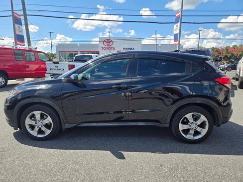 Used 2019 Honda HR-V LX image 8