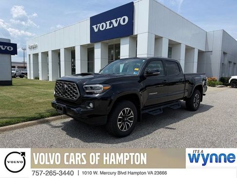 Used 2020 Toyota Tacoma TRD Sport w/ TRD Premium Sport Package AWD/4WD image 1