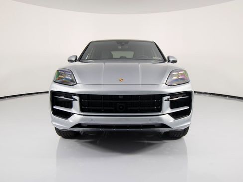 New 2026 Porsche Cayenne Coupe image 12