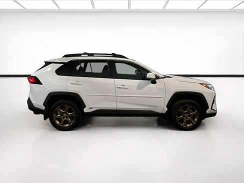 Used 2023 Toyota RAV4 AWD Hybrid image 23