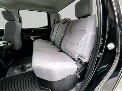 Used 2022 Toyota Tundra SR5 w/ SR5 Convenience Package AWD/4WD image 21