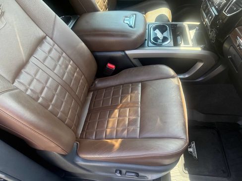 Used 2024 Nissan Titan Platinum Reserve w/ Moonroof Package RWD image 58