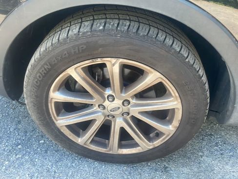Used 2016 Ford Explorer Limited w/ Equipment Group 301A AWD/4WD image 22