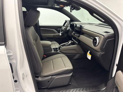 New 2026 Chevrolet Colorado ZR2 image 26