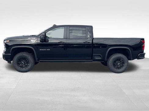 New 2026 Chevrolet Silverado 2500 ZR2 image 6