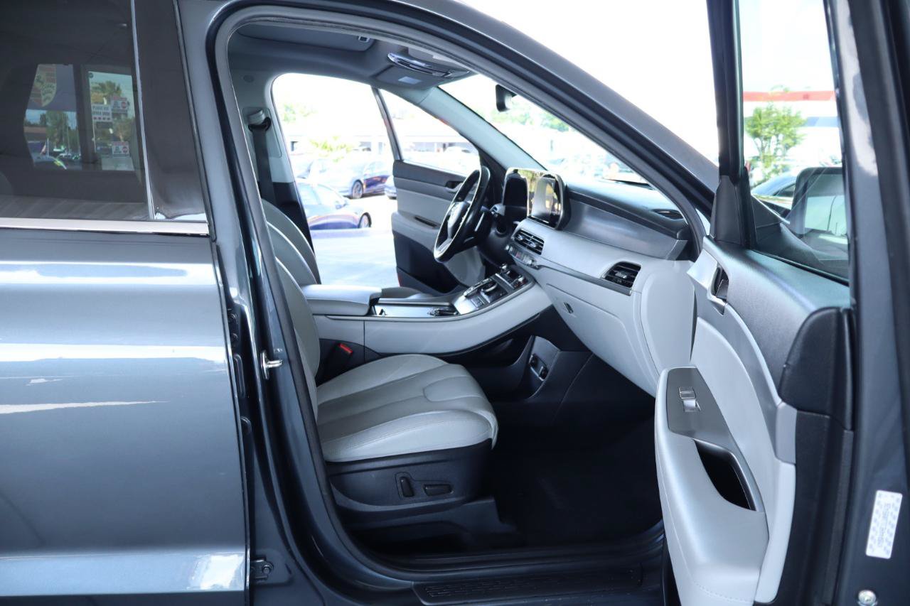 Used 2020 Hyundai Palisade SEL w/ Premium Package FWD image 36