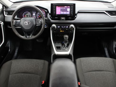 Used 2022 Toyota RAV4 XLE AWD/4WD image 28