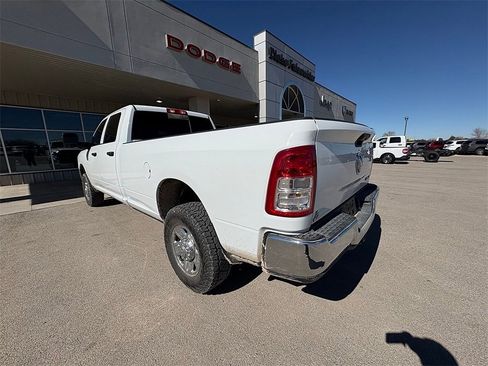 Used 2024 RAM 3500 Tradesman w/ Chrome Appearance Group image 4