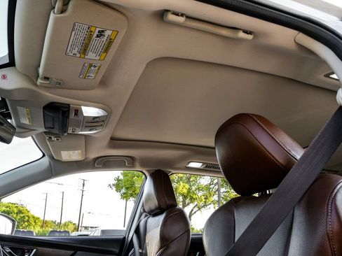 Used 2022 Subaru Ascent Touring AWD/4WD image 29