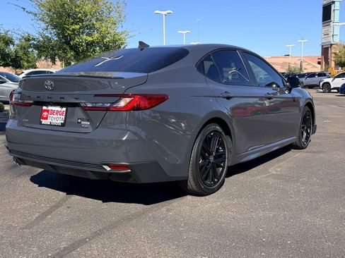 New 2026 Toyota Camry SE image 5