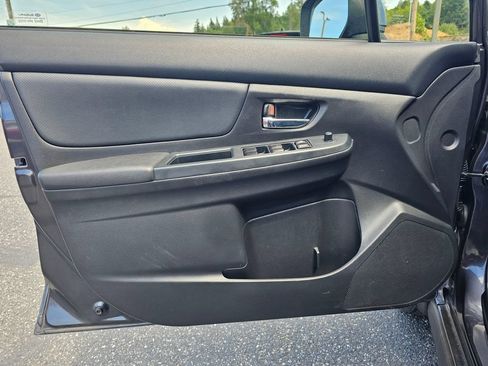Used 2014 Subaru Crosstrek 2.0i Limited AWD/4WD image 21