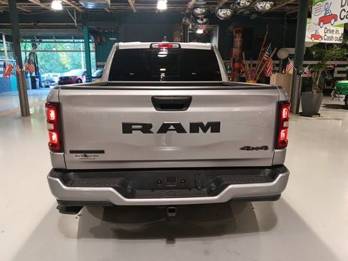 Used 2025 RAM 1500 Big Horn AWD/4WD image 7