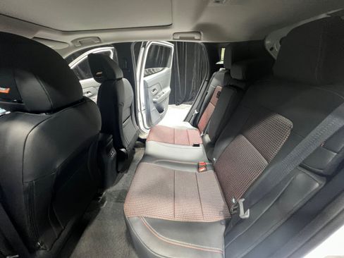New 2026 Nissan Kicks SR w/ SR Premium Package FWD image 17