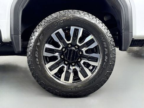 New 2026 GMC Sierra 2500 Denali Ultimate image 32