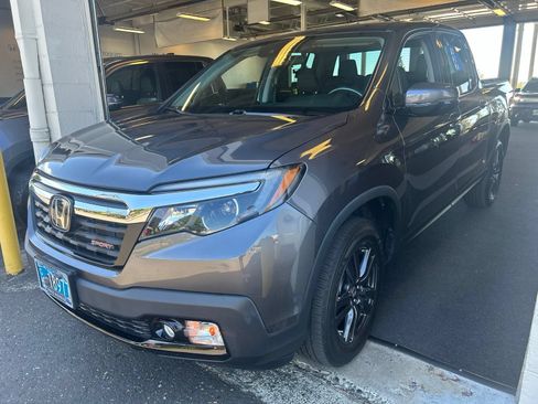 Used 2020 Honda Ridgeline Sport image 1