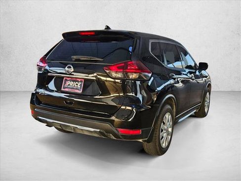 Used 2019 Nissan Rogue S FWD image 5