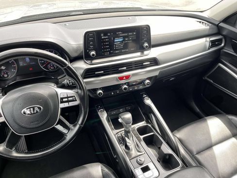 Used 2021 Kia Telluride S FWD image 13