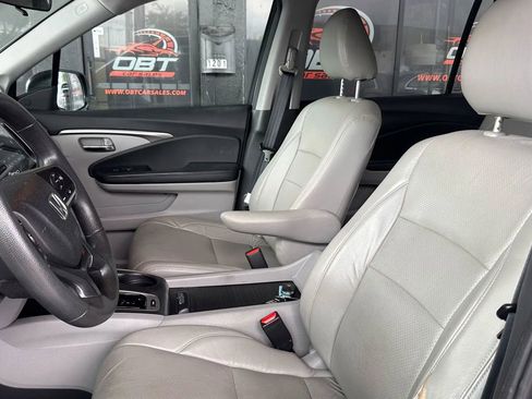 Used 2019 Honda Pilot EX image 10