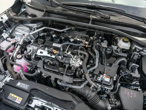 Used 2025 Toyota Corolla Cross AWD Hybrid image 27