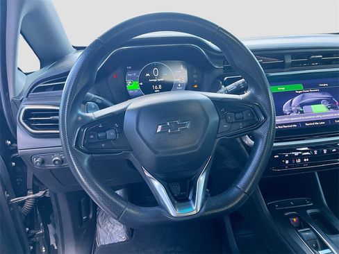 Used 2022 Chevrolet Bolt LT image 11