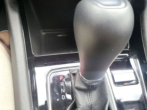 Used 2025 Jeep Compass Limited image 8