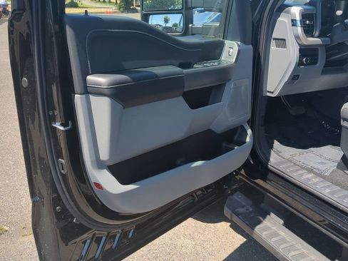 New 2025 Ford F350 XLT w/ Black Appearance Package image 9