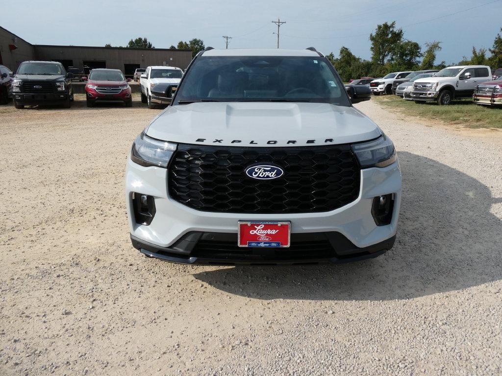 New 2027 Ford Explorer ST-Line AWD/4WD image 9